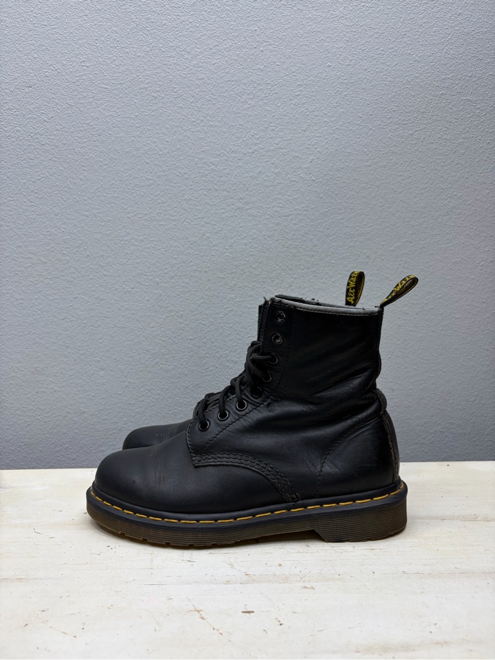 Dr. Martens Black Leather Pascal Lace Up Boots Size 7